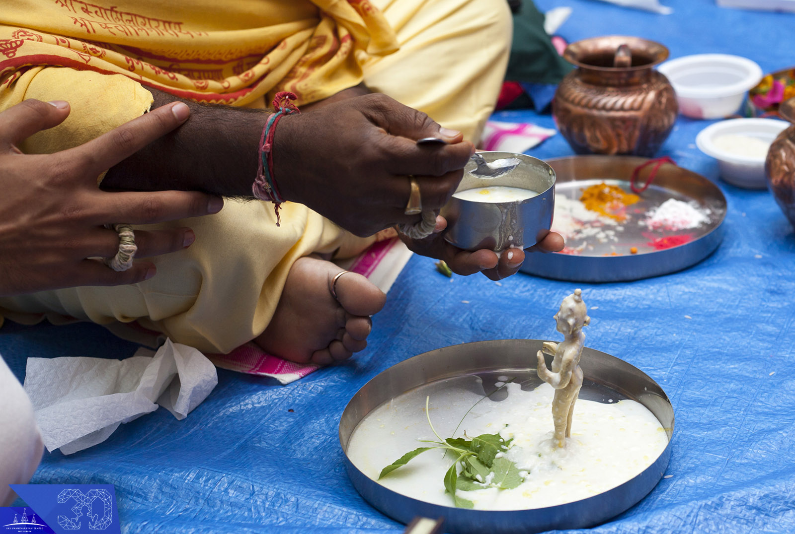 31  - ©1987-2017 SKS Swaminarayan Temple East London